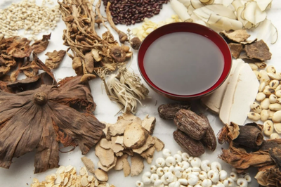 可樂與涼茶加速互卷