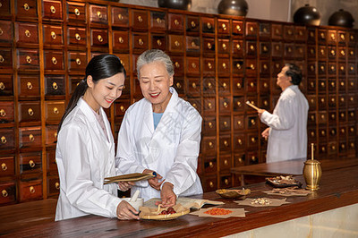 中醫藥鋪 傳統醫學的守望者